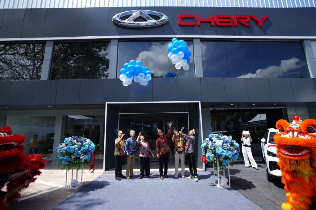 Dealer Chery Pertama di Jayapura Dibuka, Warga Bisa Langsung Test Drive SUV Idaman