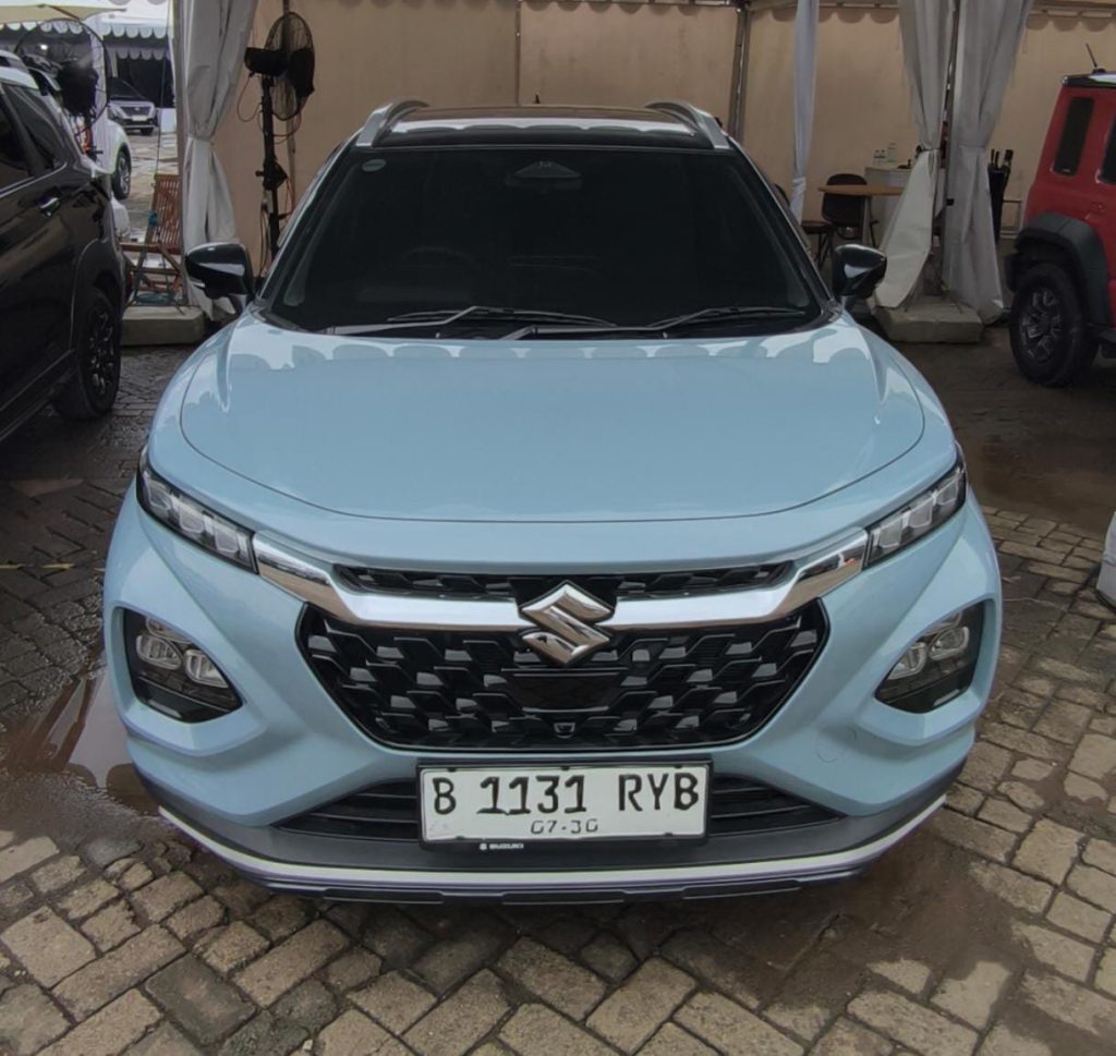 Suzuki Fronx Raih Car of the Year 2026