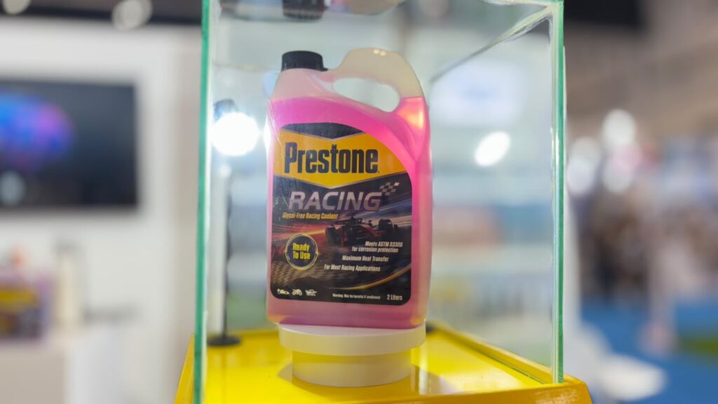 Laris Chandra Luncurkan Prestone Coolant Racing Bebas Glycol
