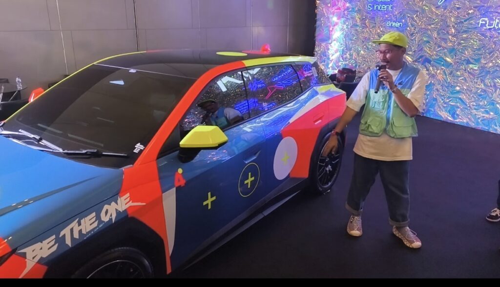 Rebellionik Ubah OMODA O4 Jadi Kanvas Berjalan di IMX 2026